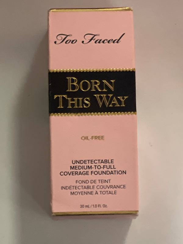 BORN THIS WAY - UNDETECTABLE MEDIUM TO FULL COVERAGE FOUNDATION OIL-FREE 30ML - HAZELNUT